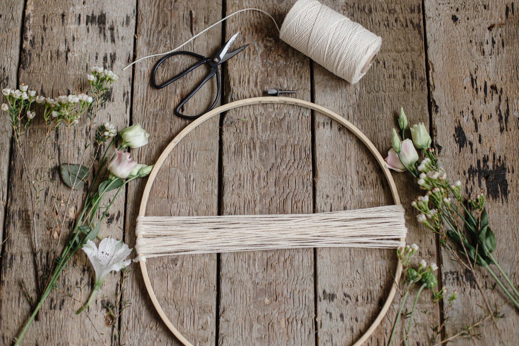 atelier workspace with threads and hoops